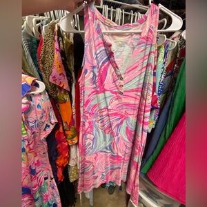 Lilly Pulitzer dress size small.